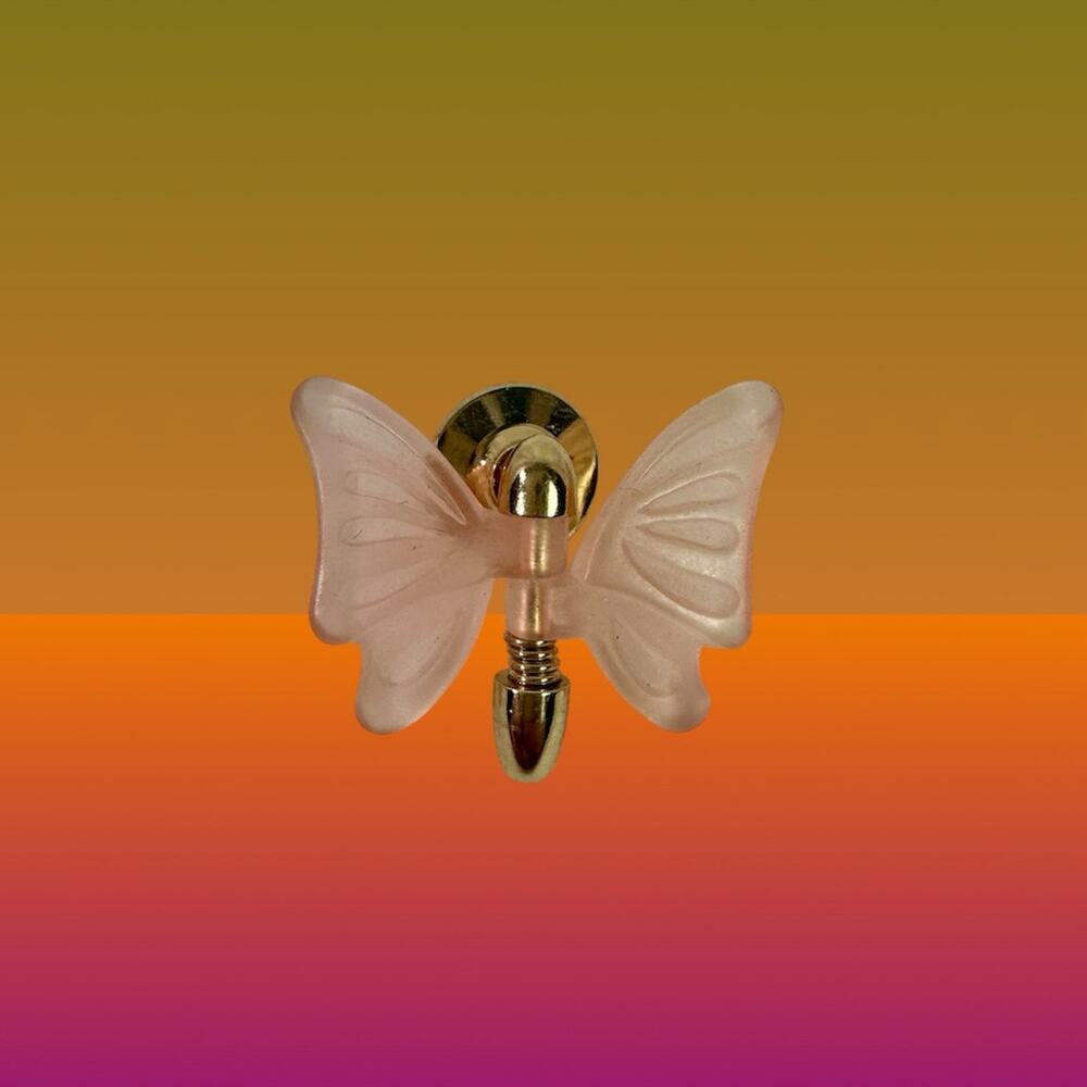Avon VTG Small Goldtone and Pink Lucite Wings Moveable Adjustable Butterfly Pins